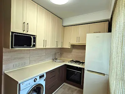 квартира за адресою Дарницький бульв., 21