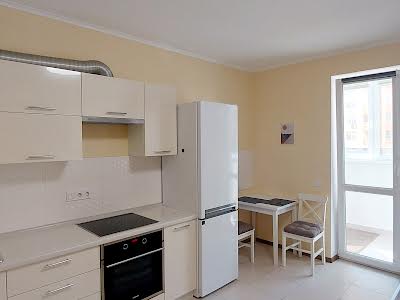 квартира за адресою Сім'ї Кульженків вул. (Петра Дегтяренка), 37