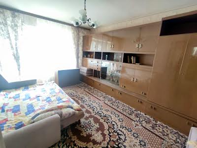 квартира за адресою Леоніда Первомайського вул., 5а