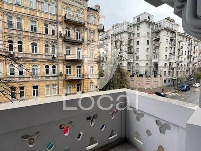 квартира за адресою Заньковецької вул., 6