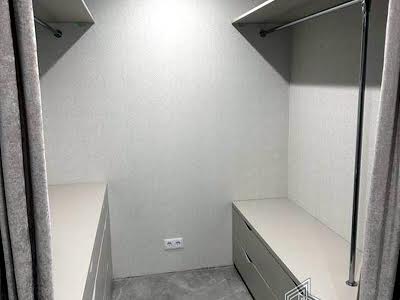 квартира за адресою Михайла Максимовича вул. (Онуфрія Трутенка), 32-Б