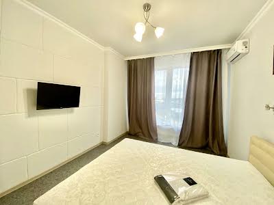 квартира за адресою Ревуцького вул., 40 В