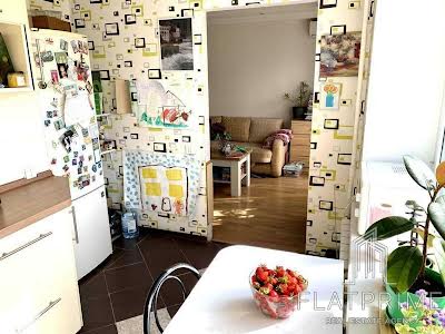 квартира по адресу Киев, Пражская, 8