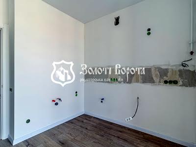 квартира по адресу Молодіжна ул., 4