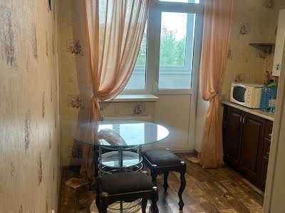 квартира за адресою Боголюбова вул., 13