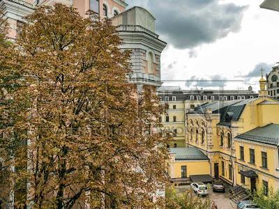 квартира по адресу Киев, Десятинная ул., 1/3