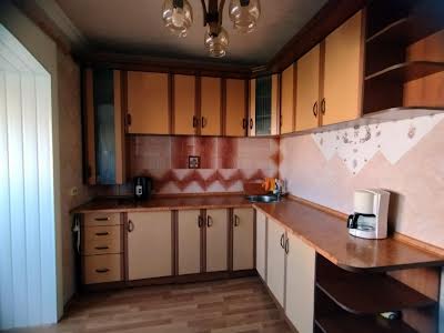 квартира за адресою Київ, Василя Стуса вул., 27