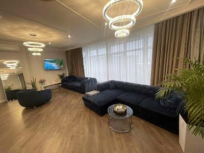 квартира по адресу Кловский спуск, 7