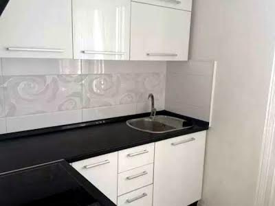 квартира по адресу Софии Русовой ул., 3
