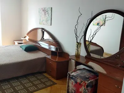 квартира за адресою Івана Миколайчука вул. (Серафимовича), 7