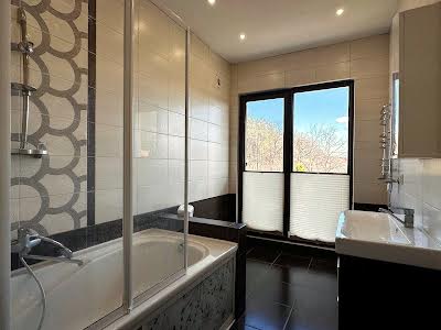 будинок за адресою Київська вул., 312
