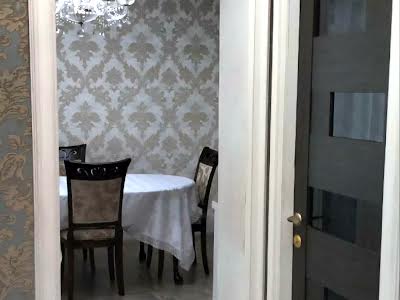 будинок за адресою Профспілкова вул., 12
