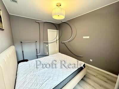 квартира за адресою Регенераторна вул., 4К11