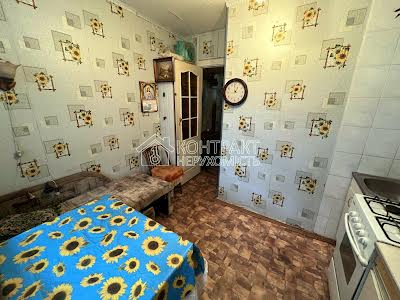 квартира за адресою Перемоги просп., 74г