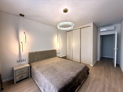 квартира за адресою Бердника, 1Д
