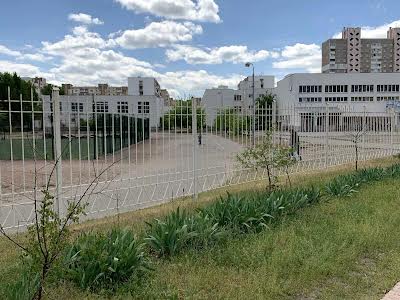 квартира за адресою Анни Ахматової вул., 13-Б