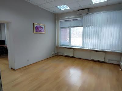 комерційна за адресою Кловський узвіз, 7a