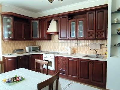 квартира по адресу Кловский спуск, 5