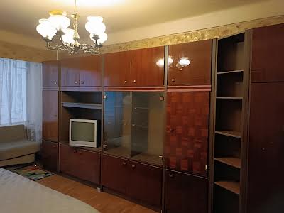 квартира за адресою Русанівський бульв., 9