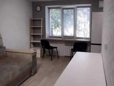 квартира за адресою Парково-Сирецька вул. (Тимофія Шамрила), 5-А