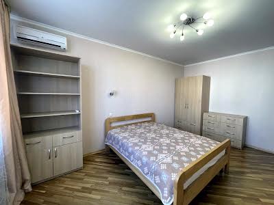 квартира по адресу Бориса Гмыри ул., 2