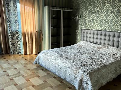 будинок за адресою Київська вул., 70