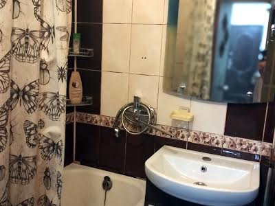 квартира за адресою Парково-Сирецька вул. (Тимофія Шамрила), 21