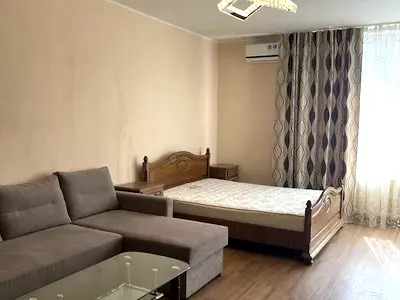 квартира за адресою Драгоманова вул., 6-А
