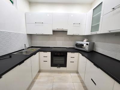 квартира по адресу Леси Украинки бульв., 7-А