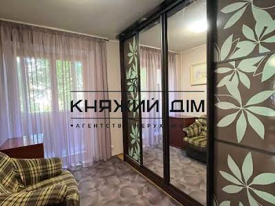 квартира за адресою Чеська вул., 4