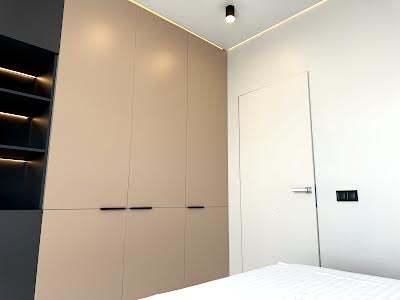 квартира за адресою Салютна вул., 2к18