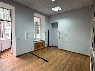 комерційна за адресою Шота Руставелі вул., 22а