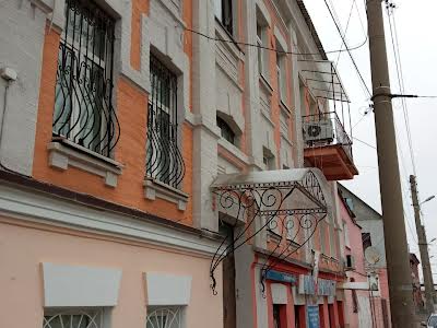 коммерческая по адресу Кузнечна ул., 9