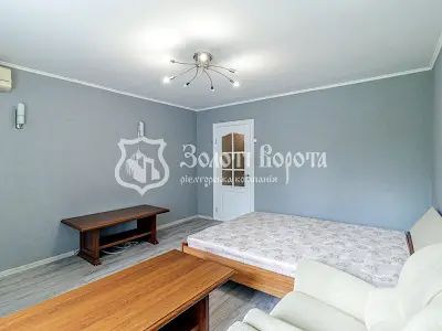 квартира за адресою Антоновича вул. (Горького), 156