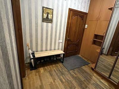 квартира за адресою Донецька вул., 18/2