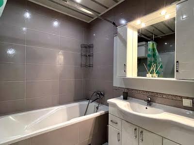квартира за адресою Бориспільська вул., 26-К