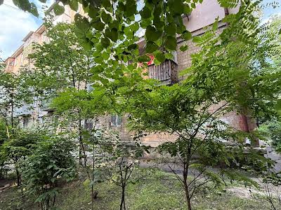 квартира за адресою Авіаконструктора Антонова вул., 12