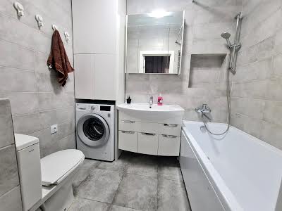 квартира за адресою Метрологічна вул., 56