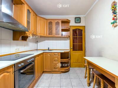 квартира за адресою Каденюка вул., 26б