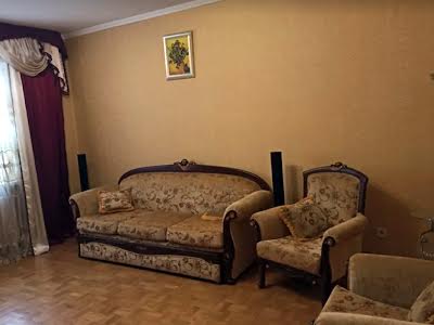 квартира за адресою Драгоманова вул., 31Б