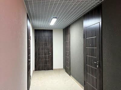 квартира за адресою Дніпровська набережна вул., 17б