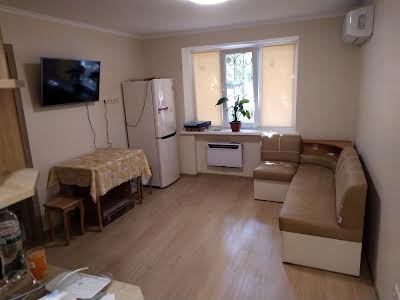 квартира за адресою Французький бульв., 33а