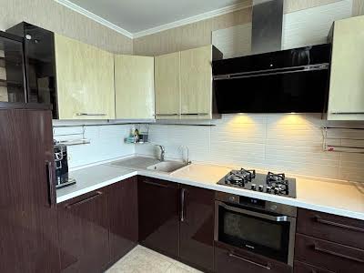 квартира по адресу Александровская ул., 16