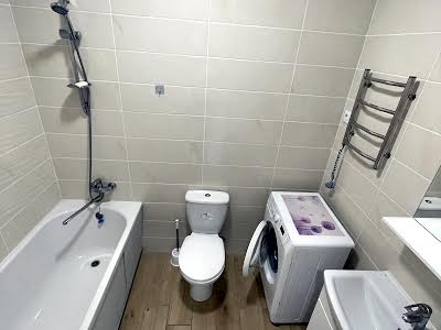 квартира за адресою Теплична вул., 58