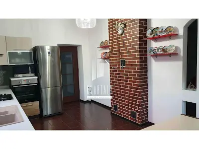 будинок за адресою Київ, Крута вул., 25