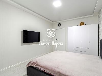 квартира за адресою Бишівська вул., 5