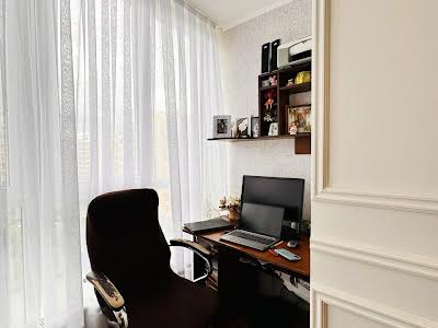 квартира за адресою Соборна вул., 126/15