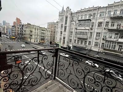 квартира за адресою Саксаганського вул., 28