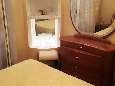 квартира за адресою Архітектора Ніколаєва вул., 3