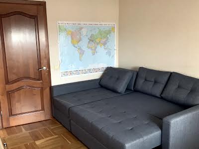 квартира за адресою Озерна вул., 24